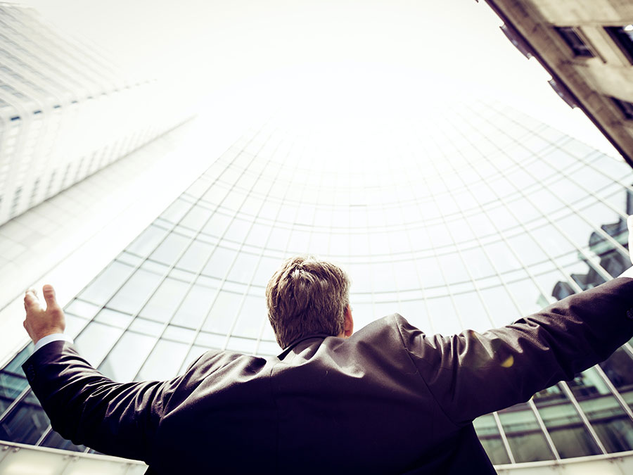 Focus-On-Growth-Benefits-of-Outsourcing-Accounting_900x675