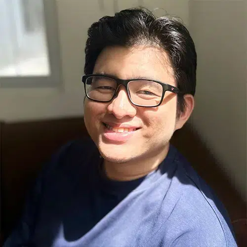 Alec Viray headshot 1 webp
